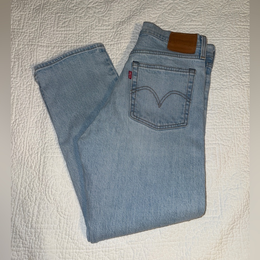 Levi's wedgie straight jeans, size 27